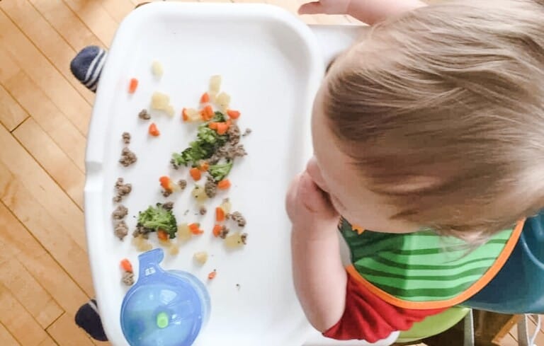 How to Do Baby Led Weaning at Daycare (When You’re A Working Mom)