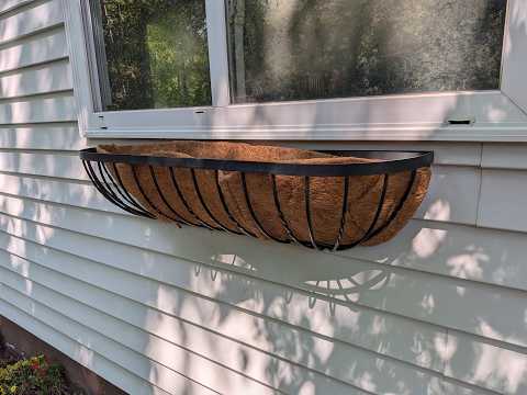 LAVZAN 36-Inch Pre-Formed Trough Coco Liner for Window Boxes & Rail Planters