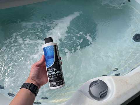 AquaDoc Hot Tub Defoamer: Fast-Acting Foam Remover, 16 oz