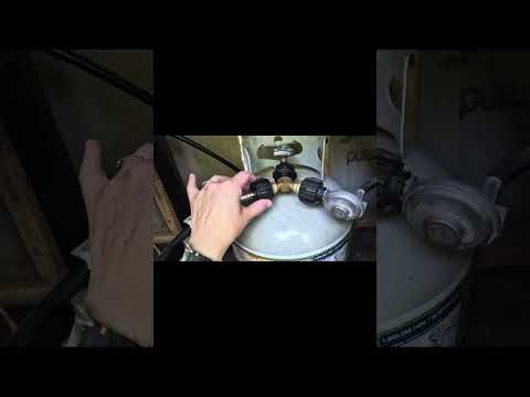 WADEO 6 Feet Propane Hose Extension with Gauge for Grills and Heaters